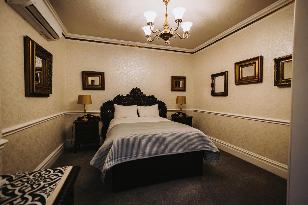 Brook Hall Hotel Childer Thornton Ngoại thất bức ảnh