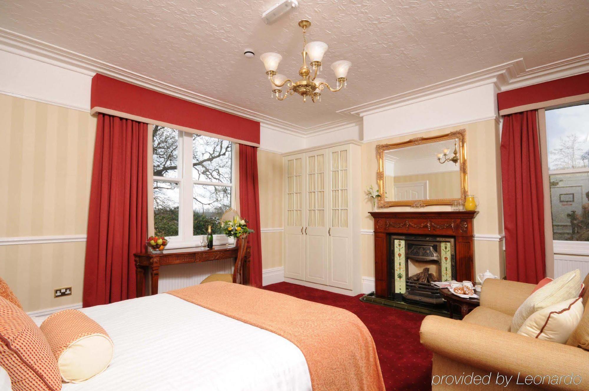 Brook Hall Hotel Childer Thornton Ngoại thất bức ảnh